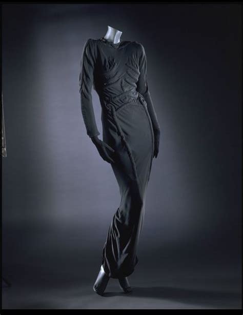 elsa schiaparelli 1937.